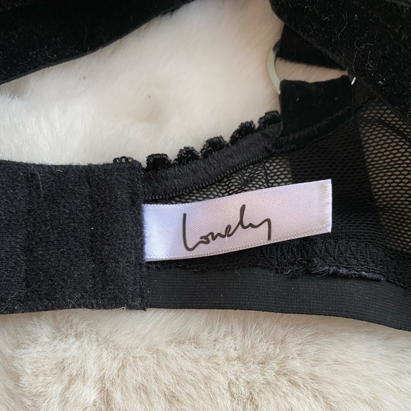 Lonely Lingerie harness bra - Picture 3 of 3